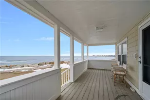 28 Glenwood Ave, Narragansett, RI 02882 - Photo 6