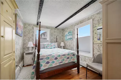 28 Glenwood Avenue, Narragansett, RI 02882 - Photo 16