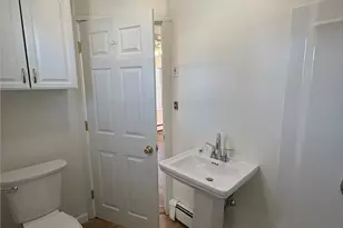 39 Mawney Ave, Warwick, RI 02889 - Photo 8