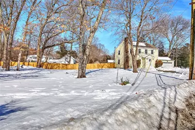 1 Massasoit Avenue, Barrington, RI 02806 - Photo 2