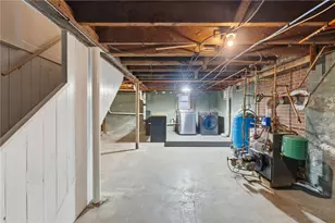 252 S Main St, Coventry, RI 02816 - Photo 26