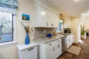 255 Seabreeze Dr, North Kingstown, RI 02852 - Photo 12