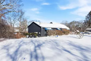 585 Meadow View Ave, Warwick, RI 02889 - Photo 2