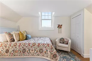 21 Bedlow Ave, Newport, RI 02840 - Photo 22