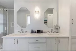 21 Bedlow Ave, Newport, RI 02840 - Photo 18