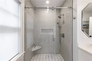 21 Bedlow Ave, Newport, RI 02840 - Photo 18