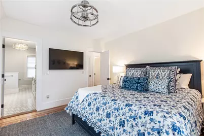 21 Bedlow Avenue, Newport, RI 02840 - Photo 16