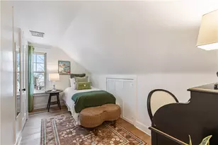 21 Bedlow Ave, Newport, RI 02840 - Photo 24