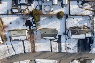 28 Hoyt St, Warwick, RI 02886 - Photo 28