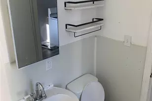 25 Laundry St, Woonsocket, RI 02895 - Photo 8