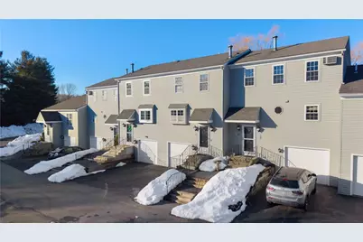 565 Quaker Lane #42, West Warwick, RI 02893 - Photo 32