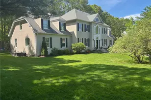 7 Thornewood Dr, Lincoln, RI 02865 - Photo 4