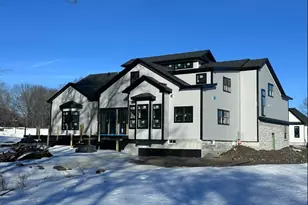 3 Diesel Dr, Lincoln, RI 02865 - Photo 1