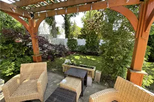 40 Keeher Ave, Newport, RI 02840 - Photo 24