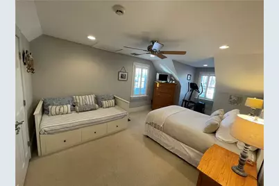 40 Keeher Avenue, Newport, RI 02840 - Photo 22