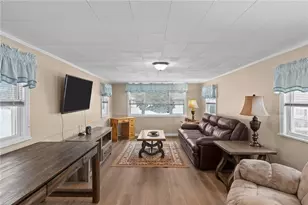 301 Bulgarmarsh Rd, Tiverton, RI 02878 - Photo 4
