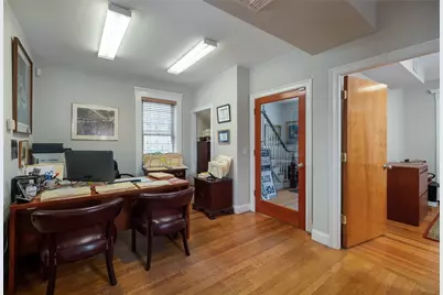 498 Broadway Avenue, Providence, RI 02909 - Photo 10