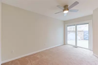816 Williamsbug Circle #816, Warwick, RI 02886 - Photo 26