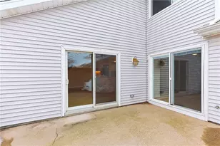 816 Williamsbug Circle, Warwick, RI 02886 - Photo 8