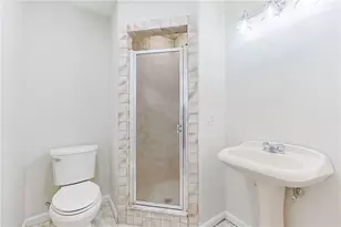 816 Williamsbug Circle, Warwick, RI 02886 - Photo 28