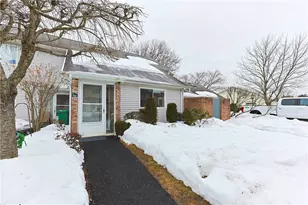 816 Williamsbug Circle, Warwick, RI 02886 - Photo 4