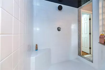 195 Oakland Beach Avenue, Warwick, RI 02889 - Photo 40