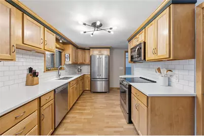 420 Auburn Street, Cranston, RI 02910 - Photo 12