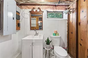 420 Auburn St, Cranston, RI 02910 - Photo 26