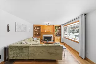 420 Auburn St, Cranston, RI 02910 - Photo 8