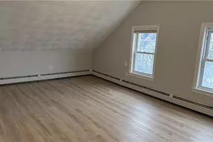 51 Trenton St, Providence, RI 02906 - Photo 6