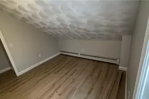 51 Trenton St, Providence, RI 02906 - Photo 12