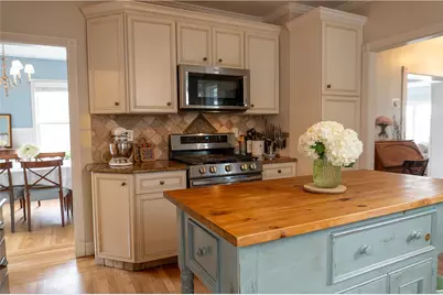 36 Vernon Avenue, Newport, RI 02840 - Photo 12