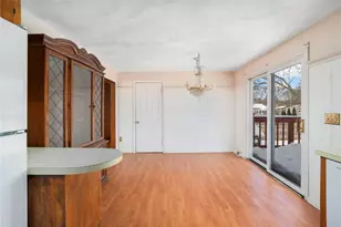 247 Asylum Rd, Warwick, RI 02886 - Photo 6