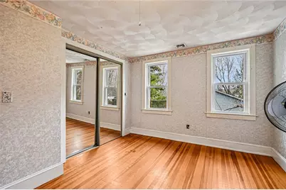 26 Barton Avenue, Warwick, RI 02889 - Photo 20