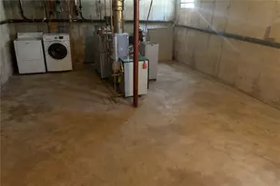 36 Bleachery Ct, Warwick, RI 02886 - Photo 16