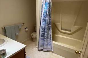 36 Bleachery Ct, Warwick, RI 02886 - Photo 12