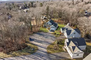 35 Abbey Rd, South Kingstown, RI 02879 - Photo 2