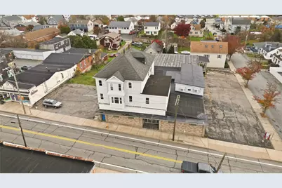 42 Main Road, Tiverton, RI 02878 - Photo 1