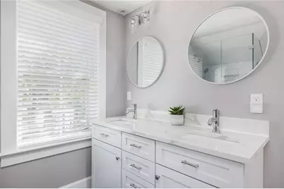 36 Second Street, Newport, RI 02840 - Photo 18