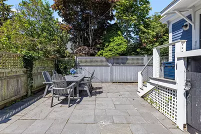 36 Second Street, Newport, RI 02840 - Photo 24