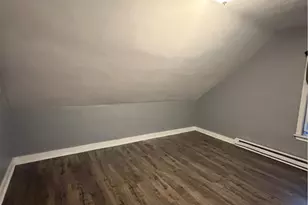 27 Robin St, Providence, RI 02908 - Photo 18