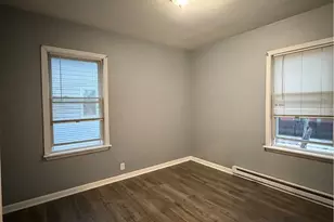 27 Robin St, Providence, RI 02908 - Photo 12