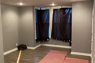 27 Robin St, Providence, RI 02908 - Photo 2