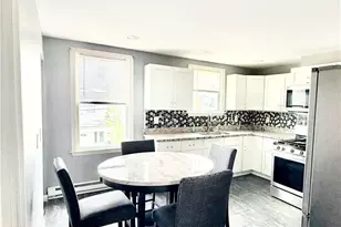 27 Robin St, Providence, RI 02908 - Photo 4