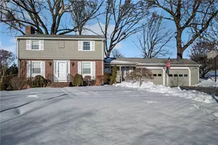 157 Sweetbriar Dr, Cranston, RI 02920 - Photo 1