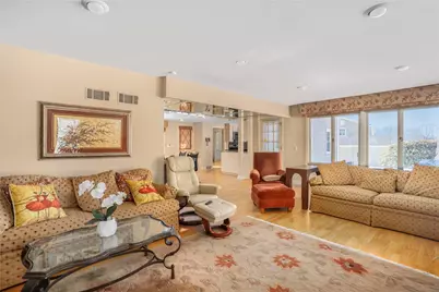 157 Sweetbriar Drive, Cranston, RI 02920 - Photo 8