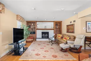 157 Sweetbriar Dr, Cranston, RI 02920 - Photo 10