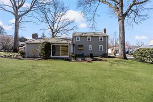 157 Sweetbriar Dr, Cranston, RI 02920 - Photo 44