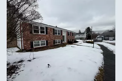 52 Cottonwood Drive, Cranston, RI 02921 - Photo 2