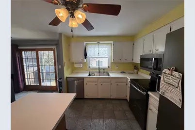 52 Cottonwood Drive, Cranston, RI 02921 - Photo 26